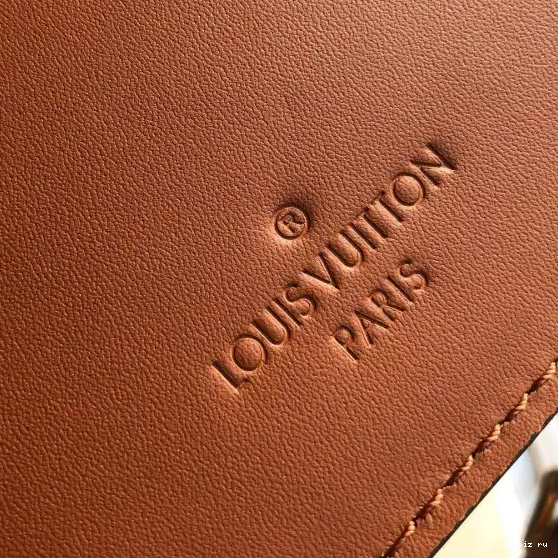 WIS Bag（2019 Show） Belt Spring Louis Vuitton 0704
